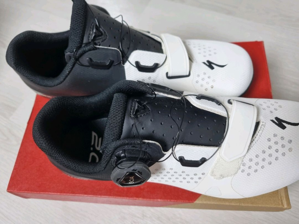 스페셜라이즈드 토치2.0 39.5사이즈(252.5) 이미지