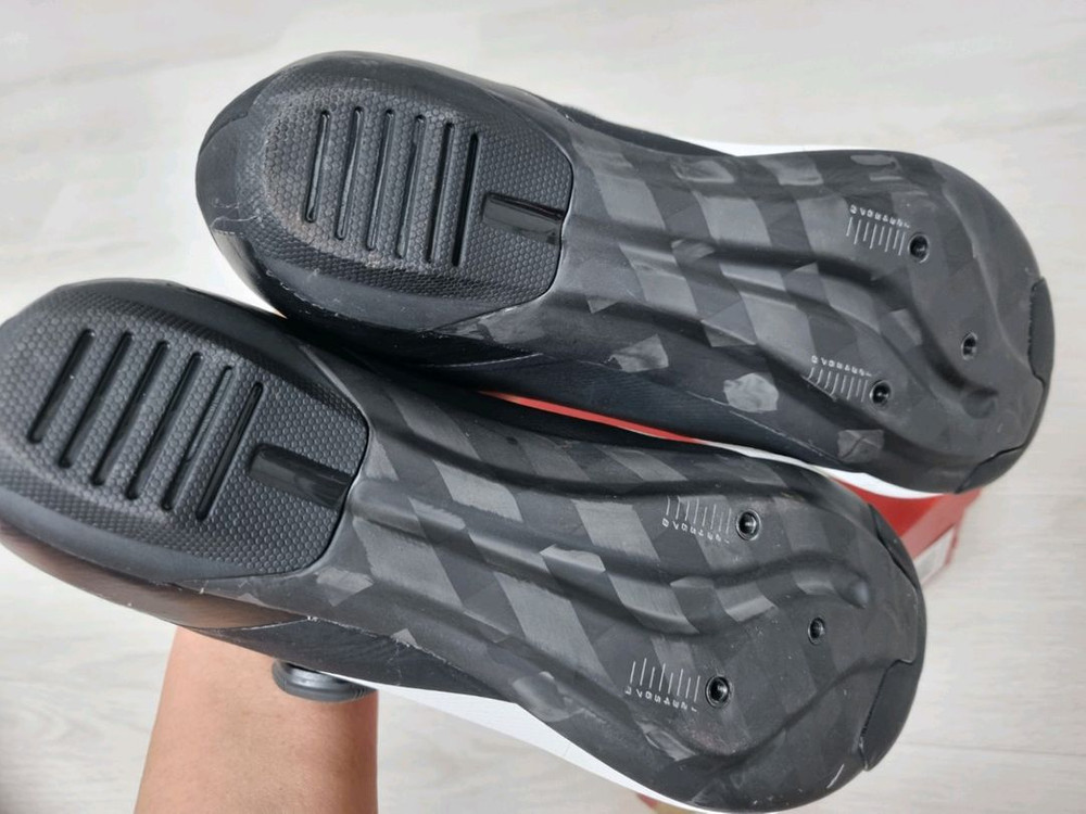 스페셜라이즈드 토치2.0 39.5사이즈(252.5) 이미지