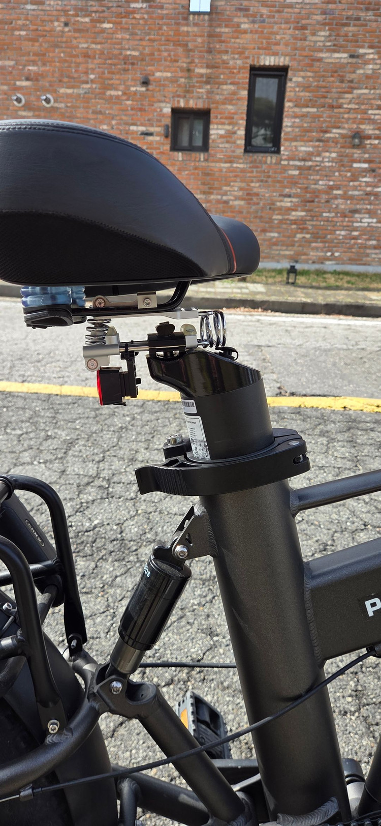 접이식 전기자전거 이미지