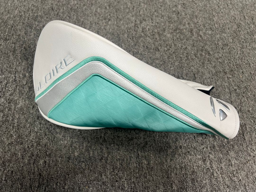 테일러메이드정품) 올뉴글로리 11.5도 A강도 드라이버 판매합니다 커버포함 이미지