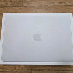 맥북 네오 실버 256 노트북 미개봉 새제품 (공홈제품) 이미지