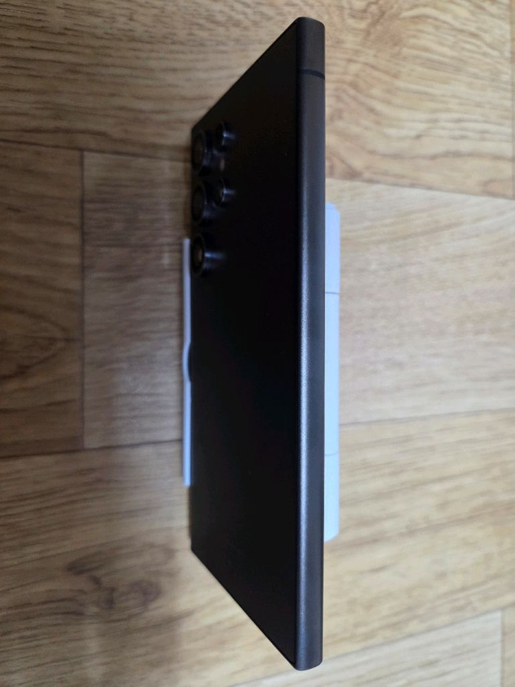 갤럭시 S24 울트라 SS급 256G 정상해지 공기기 이미지