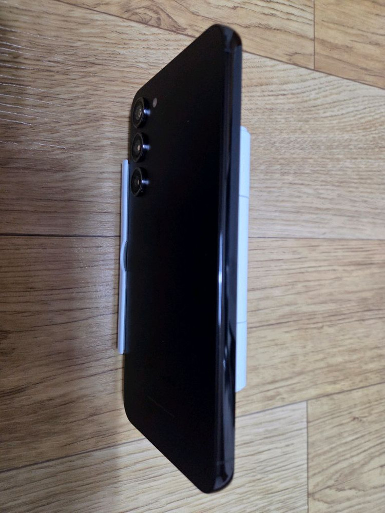 갤럭시 S23 플러스 S급 256G 정상해지 공기기 이미지