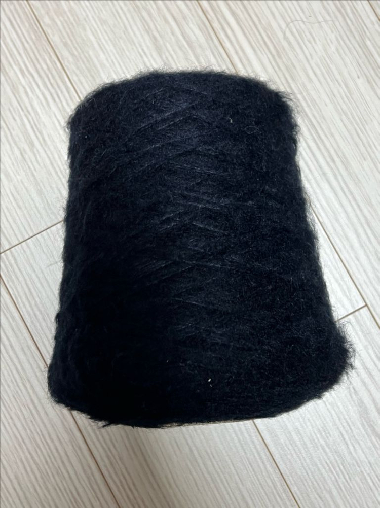 뜨개실 콘사 아크릴탐 블랙 판매합니다 이미지