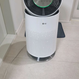 LG퓨리케어360 펫 모드 A급 공기청정기 판매합니다 이미지