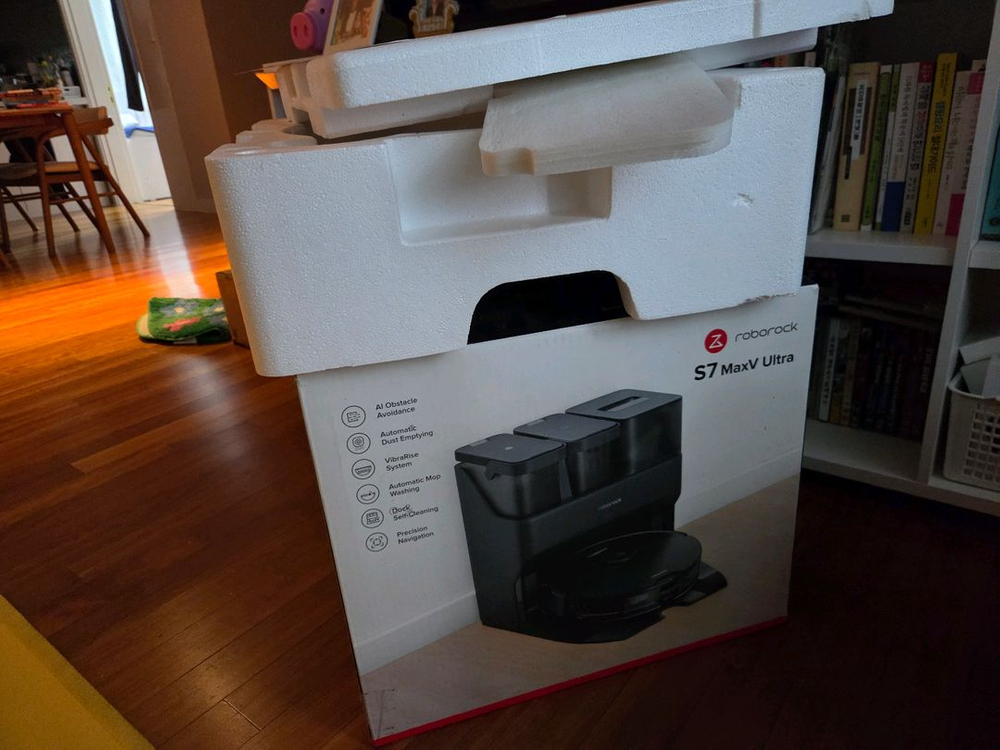 로보락 S7 MaxV Ultra 로봇청소기 풀박스 이미지