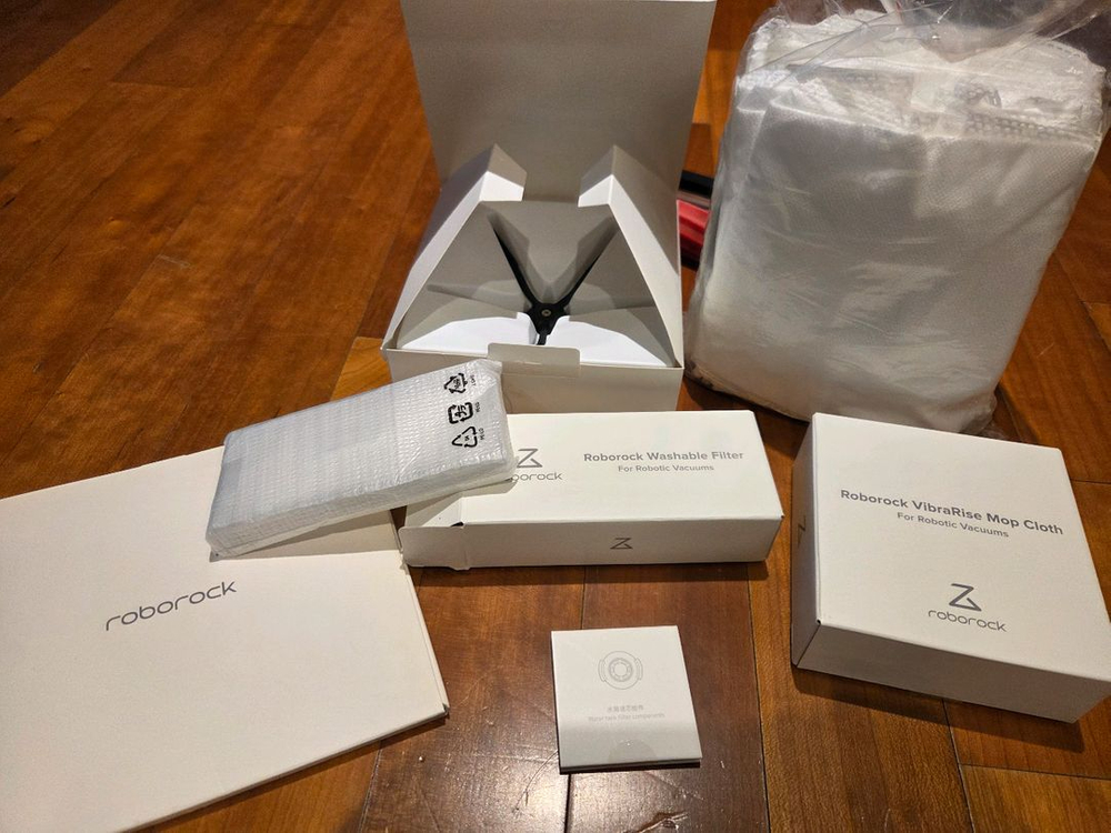 로보락 S7 MaxV Ultra 로봇청소기 풀박스 이미지