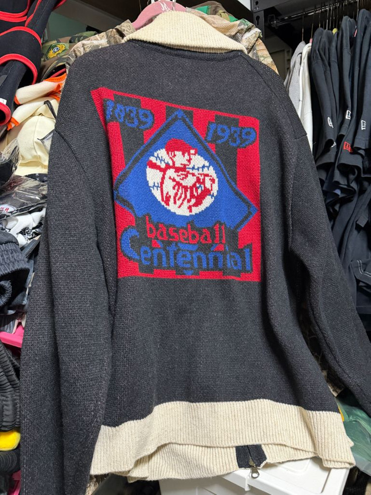 [새상품] 뉴에라 시카고 화이트삭스 코워찬 가디건 블랙 이미지