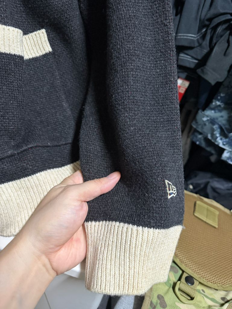 [새상품] 뉴에라 시카고 화이트삭스 코워찬 가디건 블랙 이미지