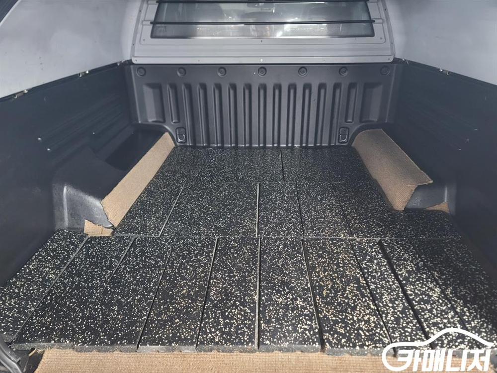 [KG모빌리티(쌍용) ]렉스턴 스포츠 칸 디젤 2.2 4WD 프로페셔널 X #불경기세일 이미지