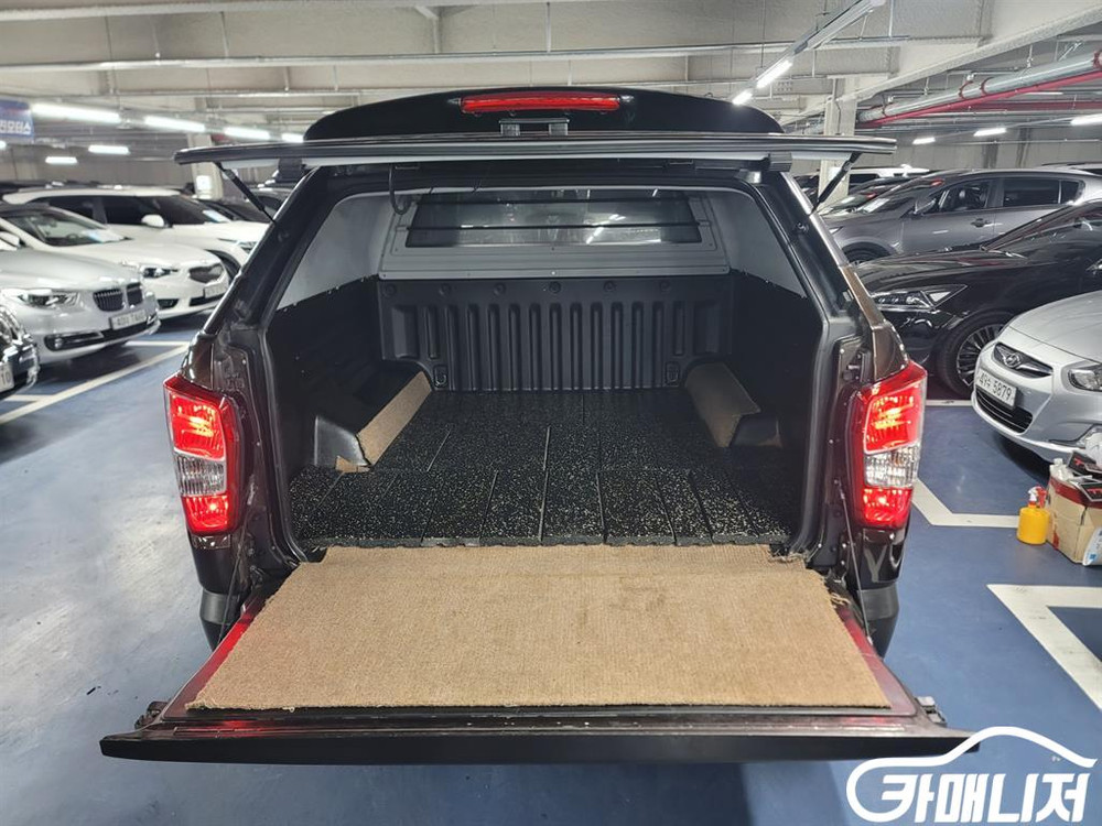 [KG모빌리티(쌍용) ]렉스턴 스포츠 칸 디젤 2.2 4WD 프로페셔널 X #불경기세일 이미지