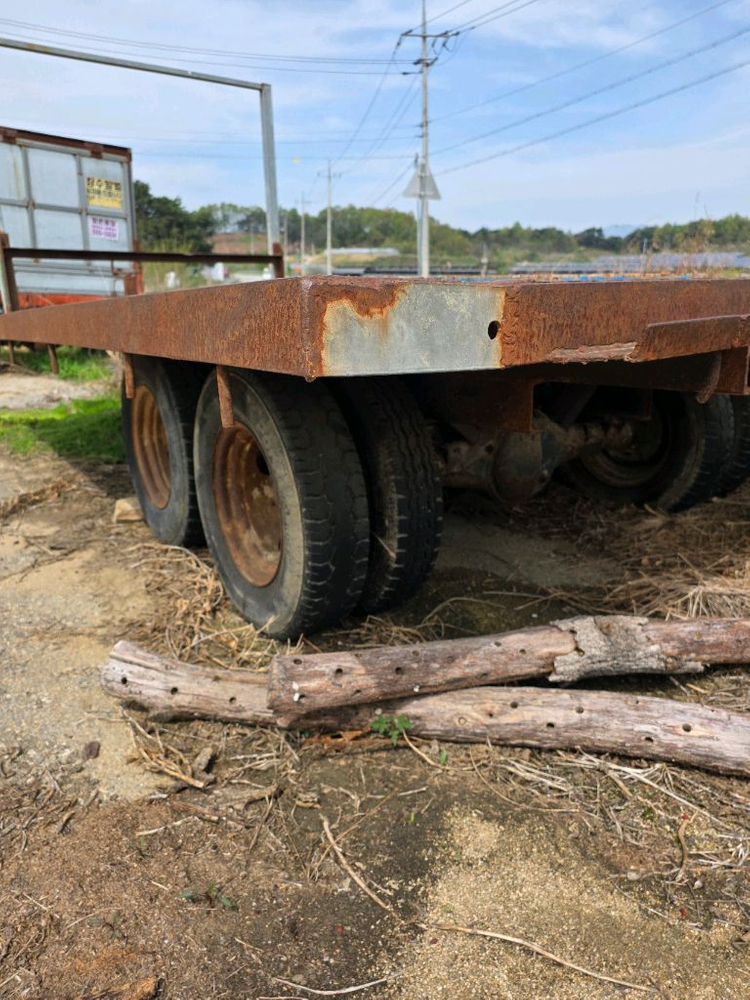 중고추레라 215x380 이미지