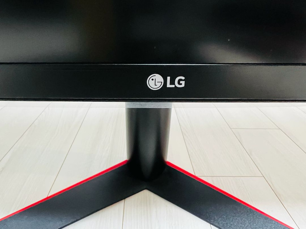 LG 32GK850F QHD 144Hz 게이밍 모니터 이미지