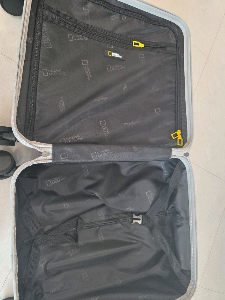 내셔널지오그래픽 18인치 기내용 캐리어 실버 이미지