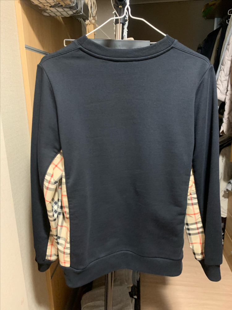 버버리 맨투맨 14y - 15만원 (상태최상) 이미지