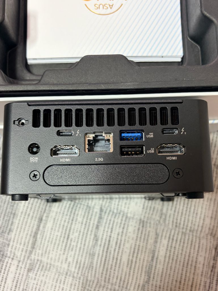 Asus nuc 미니pc 본체 컴퓨터 225h 1tb 16gb 상태좋음 이미지