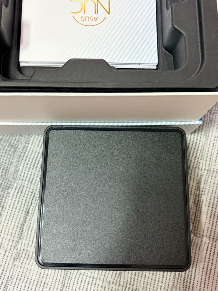 Asus nuc 미니pc 본체 컴퓨터 225h 1tb 16gb 상태좋음 이미지