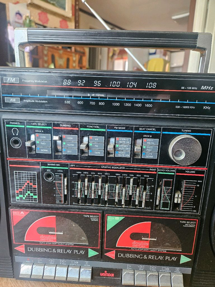 빈티지 카세트 라디오 붐박스 이미지