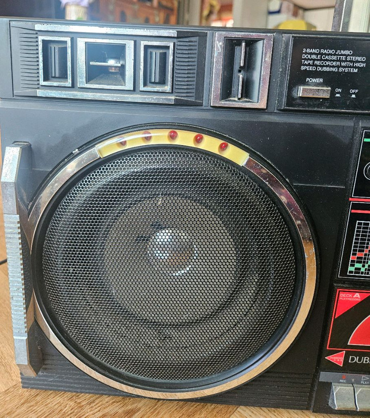 빈티지 카세트 라디오 붐박스 이미지