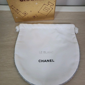 정품) 샤넬 화이트 복조리 파우치 (코스메틱) 이미지