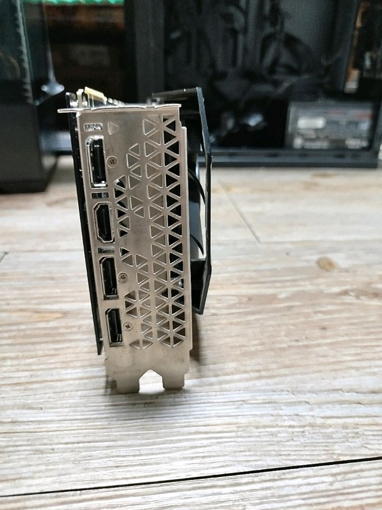 Colorful GeForce RTX 2070 SUPER 그래픽 카드입니다- 8GB GDDR6 전주시 이미지