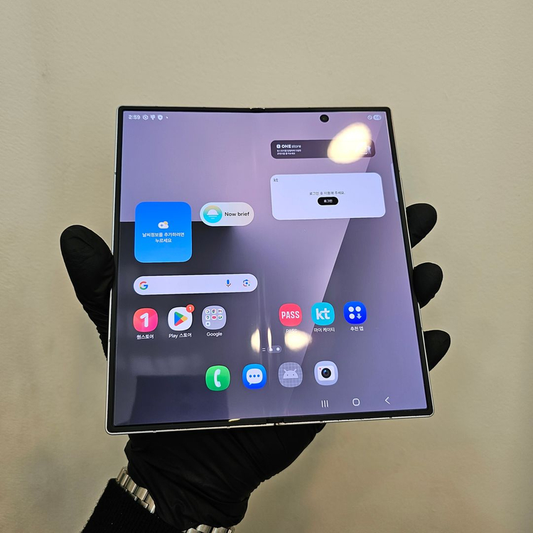 갤럭시Z폴드7 256기가 실버 (무잔상) / 0411 이미지