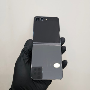 갤럭시Z플립5 256기가 블랙 (무잔상) / 0411 이미지