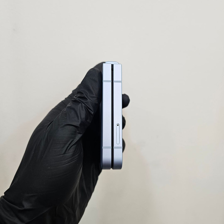 갤럭시Z플립6 256기가 블루 (무잔상) / 0411 이미지