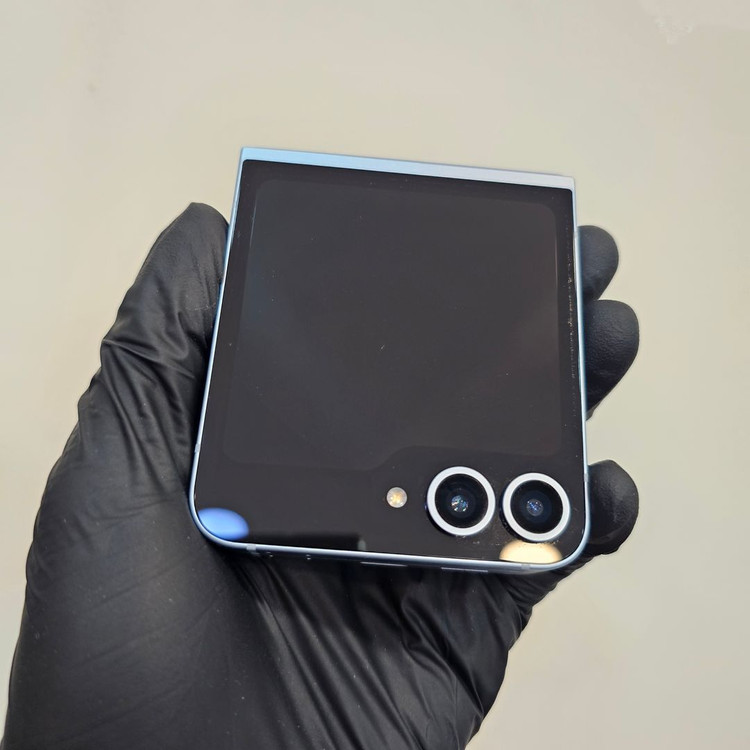 갤럭시Z플립6 256기가 블루 (무잔상) / 0411 이미지