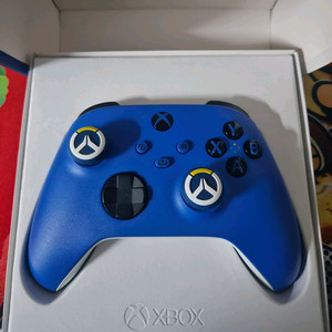 [반값택포] 엑스박스 4세대 패드 쇼크 블루 (박스 구성품 포함) 이미지