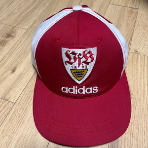 아디다스 모자-VfB 슈투트가르트 이미지