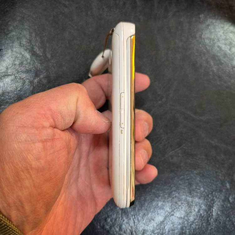 LG 와인피처폰 이미지