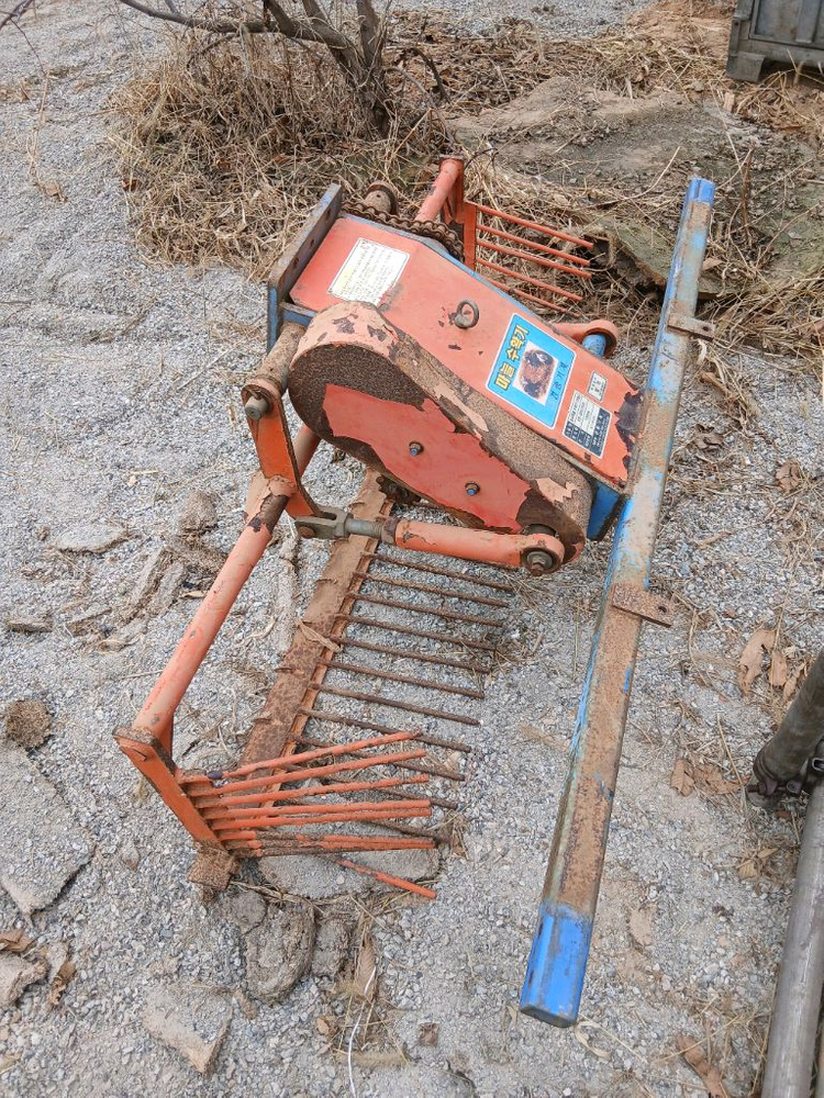 마늘수확기 경운기 용 이미지