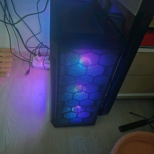 고성능 게이밍 PC 본체(RTX5090, 7950x3d, 64g) 이미지