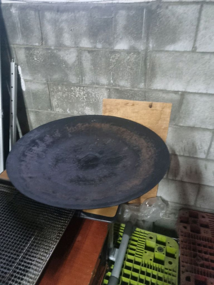 무쇠 솥뚜껑 65센티 이미지