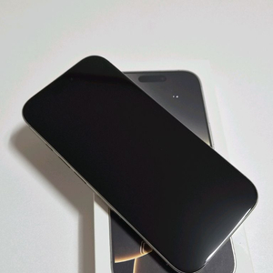 아이폰 16프로 256GB 배터리 효율 100% 사이클 수 16 이미지