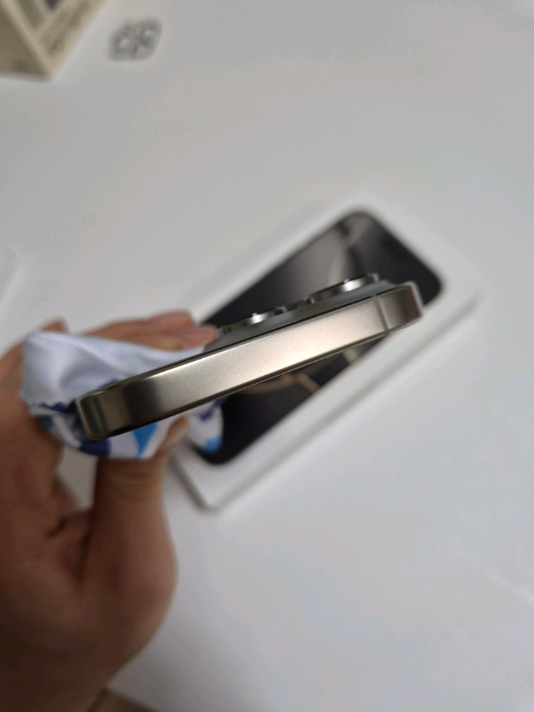 아이폰 16프로 256GB 배터리 효율 100% 사이클 수 16 이미지