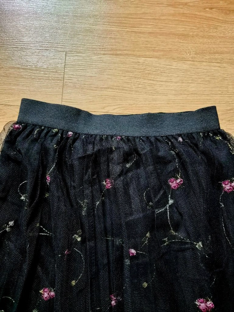 (새상품)망사 검정색 꽃 허리밴딩 치마 스커트(프리사이즈) 이미지