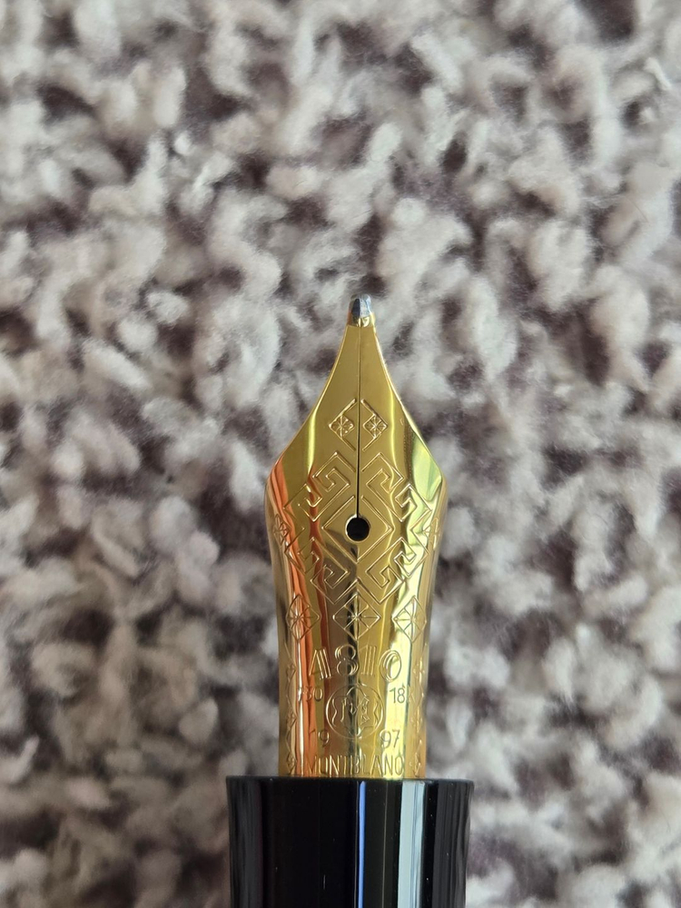 몽블랑 작가시리즈 도스토예프스키 B 만년필 이미지