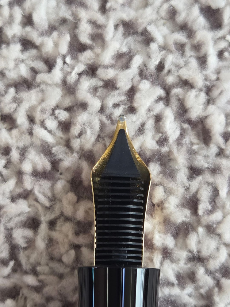 몽블랑 작가시리즈 도스토예프스키 B 만년필 이미지