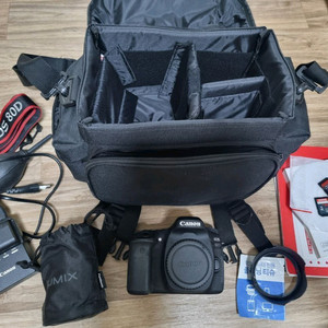 [개봉 제품] 캐논 EOS 80D + EF-S 18-55mm F3.5-5.6 IS STM 표준 줌렌즈 + 추가 구성 이미지