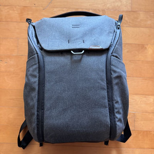 픽디자인 차콜 30리터 백팩 이미지