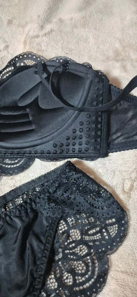 블랙 레이스 브라+팬티세트(새상품) 이미지