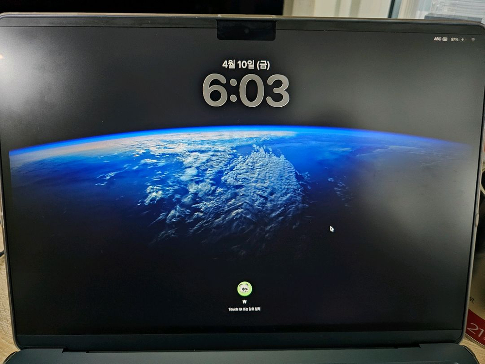 맥북에어 13 m5 미드나이트 기본 ram 16g ssd 512g 판매합니다. 이미지