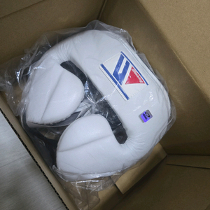 위닝 t자 헤드기어 fg-2900 화이트 m 이미지