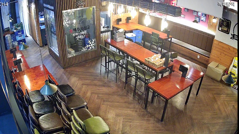 업소용 식탁 및 의자 이미지