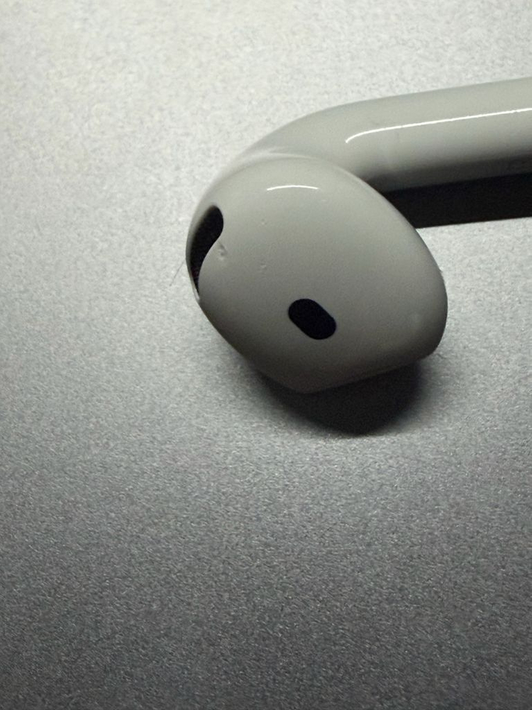 에어팟 4세대 노이즈캔슬링 이미지