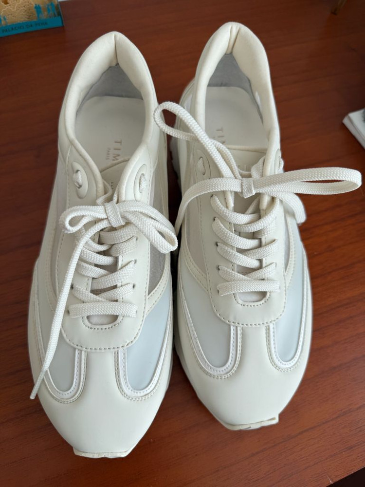 타임 플로우 스니커즈오프화이트 색상 235 이미지