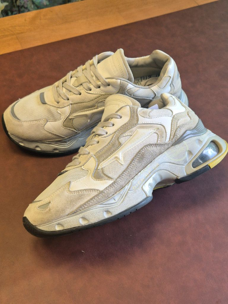 실착용3회 240-245(38) 정품 프리미아타 샤키화이트 유니섹스 이미지