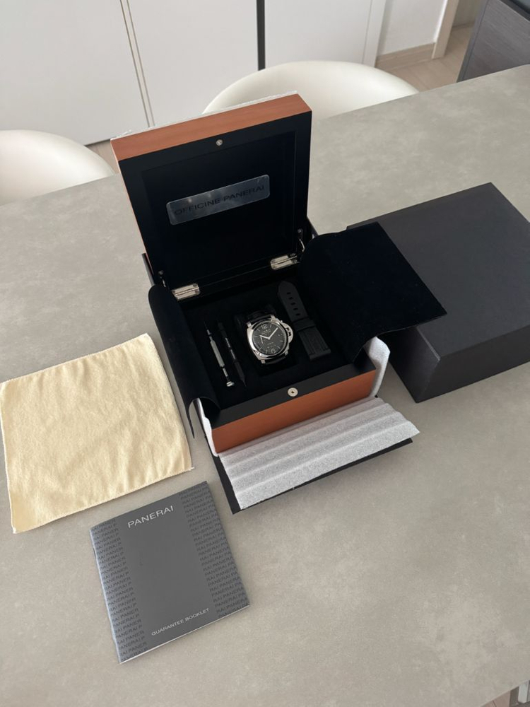 파네라이 PAM233 갓삼삼 판매합니다 이미지